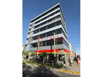 Alquiler Departamento En Av Metropolitana