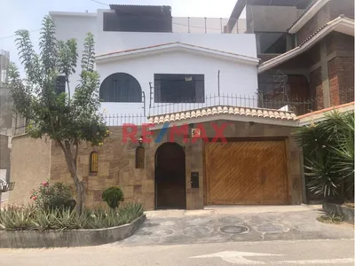Casa en venta · Jr. Valladolid 175, La Molina · 281 m², 4 dorm.