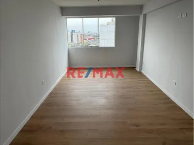 Departamento Con Excelente Ubicación - Residencial Los Diamantes