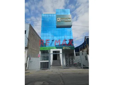 Edificio Corporativo Ubicado En El Centro Financiero De La Pampilla - Jlbyr