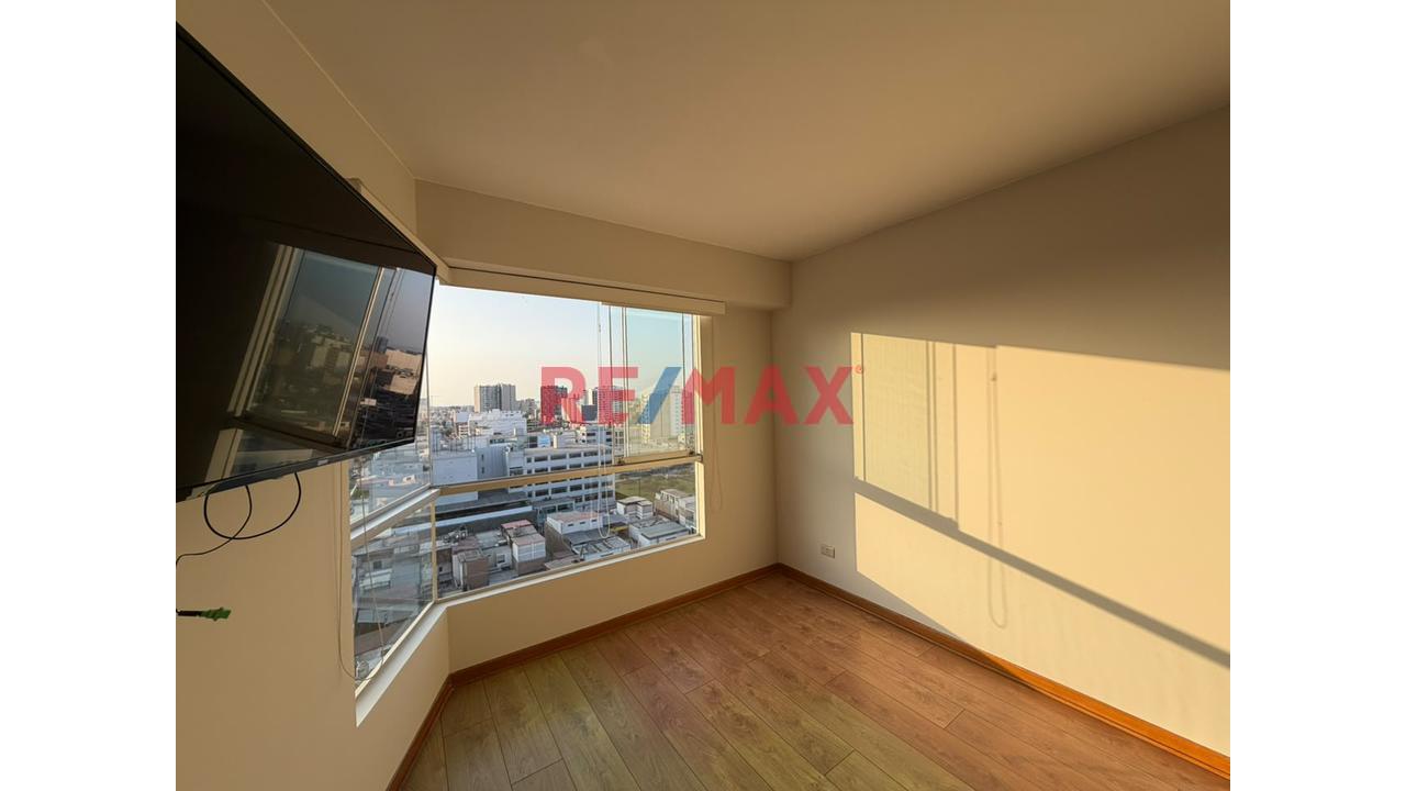 Alquilo Flat / Departamento En Pueblo Libre - Av Brasil: Ideal Para Estudiantes Y Parejas – ¡Vive Cerca De Todo Lo Que Necesitas A Unos Pasos!