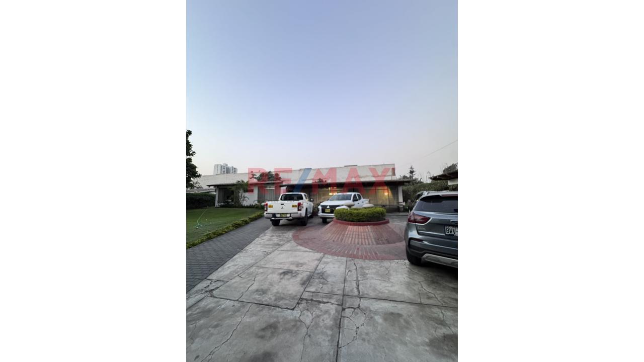 🏡 Terreno De 1253M2 En El Cortijo – Santiago De Surco