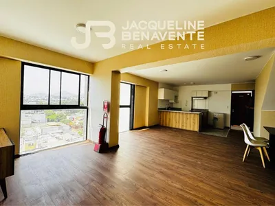 Venta de Departamento en Santiago de Surco - Lima 3 Dormitorios 