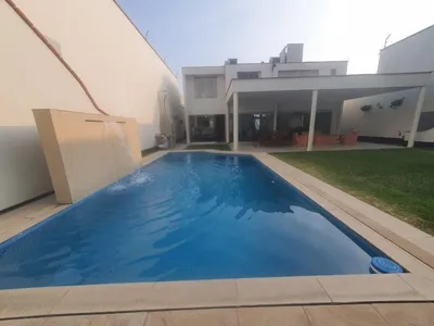Venta de Casa en La Molina - Lima 4 Dormitorios