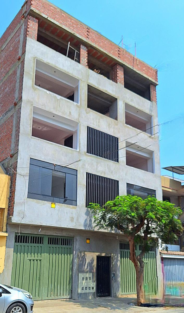 Venta de Casa en Lurigancho - Lima 10 Dormitorios 