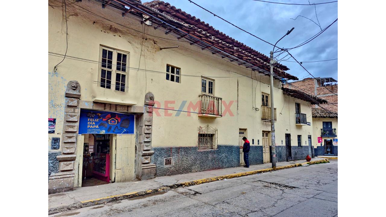 Casa En Esquina – Jr. Huánuco N° 1845–1875–1879 / Jr. Soledad, Cajamarca