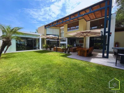 Venta de Casa en La Molina - Lima 4 Dormitorios