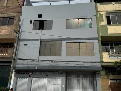 Venta de Local Industrial en San Luis - Lima 8 Dormitorios 