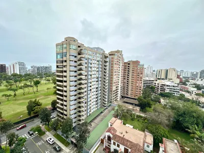 Departamento en venta · Calle los Nogales, San Isidro · 186 m², 3 dorm.