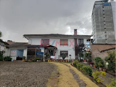 🚨 ¡Se Alquila Local Comercial En El Tambo 🚨