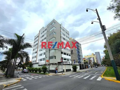 Departamento En Alquiler Sin  Amoblar  En San Borja – Vista A Áreas Verdes | 105 M²