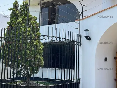 Venta de Casa en La Molina - Lima 4 Dormitorios