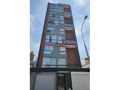 Departamento en venta · Ate · 115 m², 3 dorm.