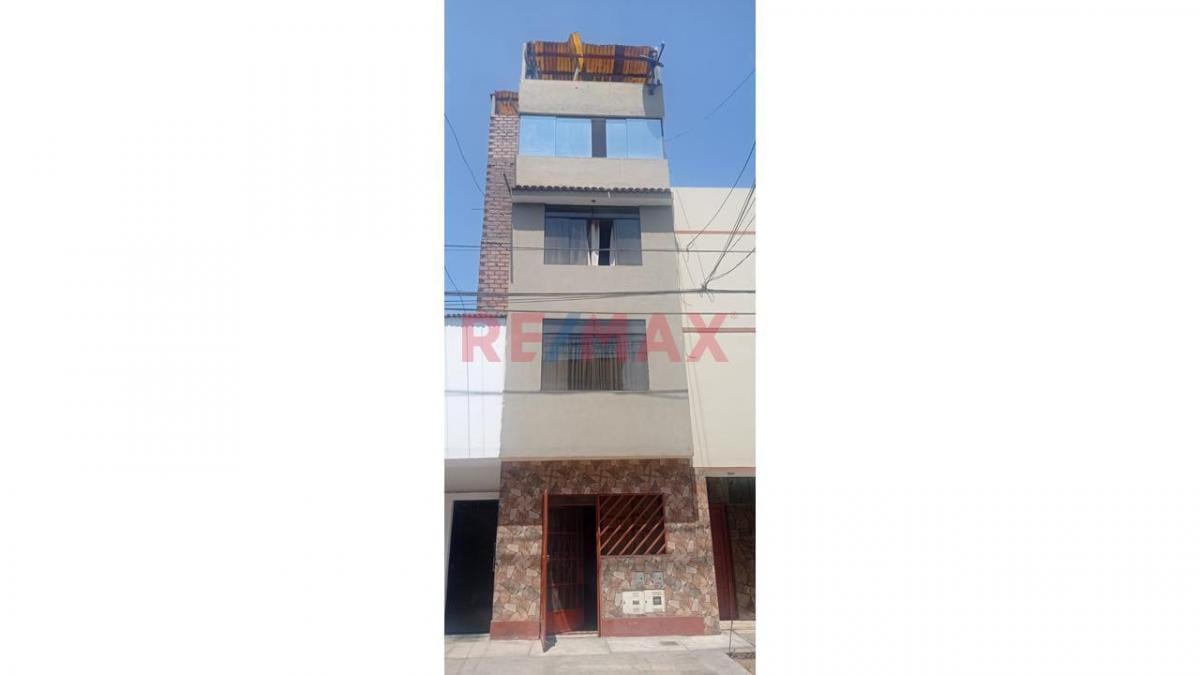 Venta de Casa en San Martín de Porres - Lima 8 Dormitorios 