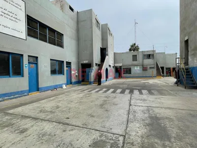 Se Vende Excelente Local Industrial En Avenida Canarias Frente Al Puerto De Chancay