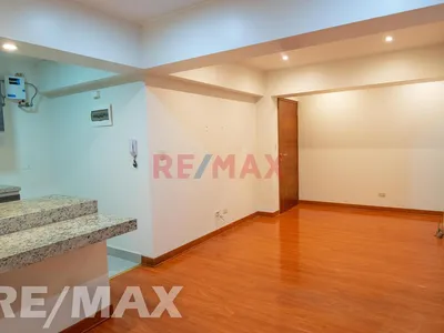 Exclusivo Departamento Limite Con Urbanización Aurora, Urb. Barrio Medico, Surquillo
