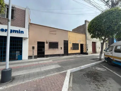 Vendo Casa Como Terrenoen Sanez Peña Callao