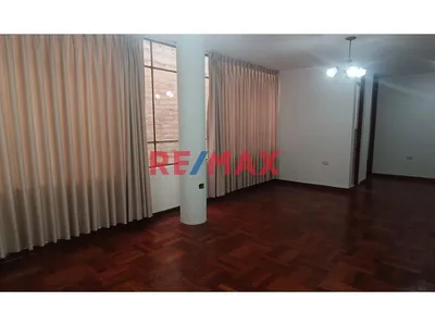 Departamento En Venta 2Do Piso Urb. Villa Híper - Comas