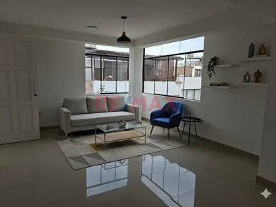 Se Alquila Departamento