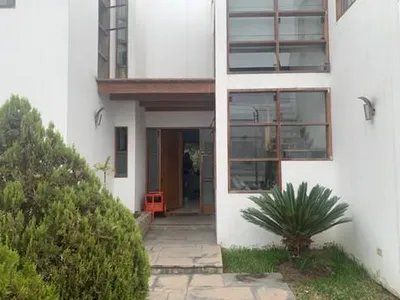 Casa en venta · Rinconada del Lago Etapa 2, La Molina · 732 m², 4 dorm.