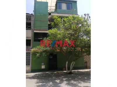 Venta de Casa en Villa El Salvador - Lima 7 Dormitorios 
