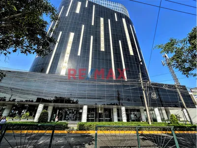 Venta De Local Comercial 1Er Y 2Do Piso Torre Omega