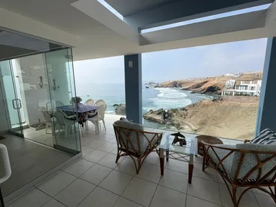 Venta de Casa de Playa en Asia - Cañete 5 Dormitorios