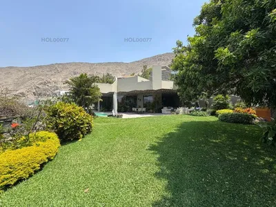 Venta de Casa en La Molina - Lima 5 Dormitorios