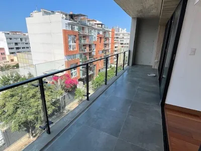 Venta de Departamento en Miraflores - Lima 3 Dormitorios