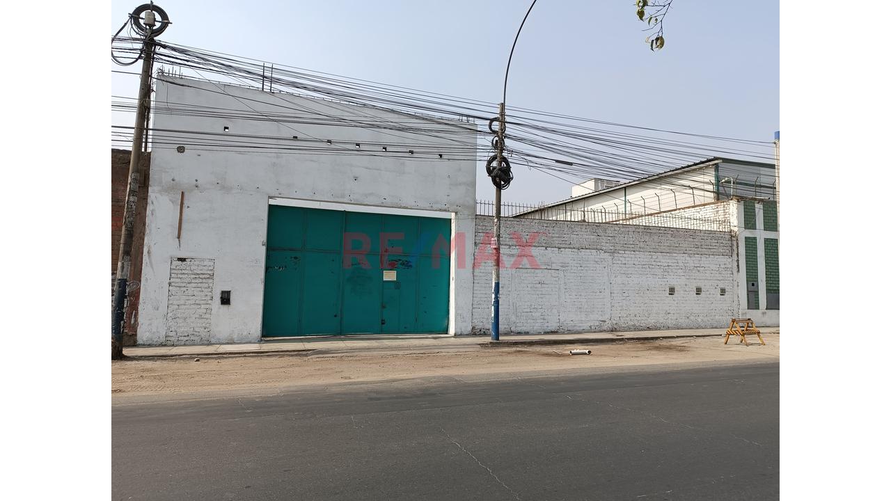 Venta De Local Comercial De 1,000 M² En Av. Industrial – Eje Megaplaza, Usil Y Senati