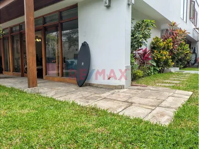 Casa En Alquiler En La Aurora Miraflores – 300 M², Esquina, Jardín Y 4 Habitaciones