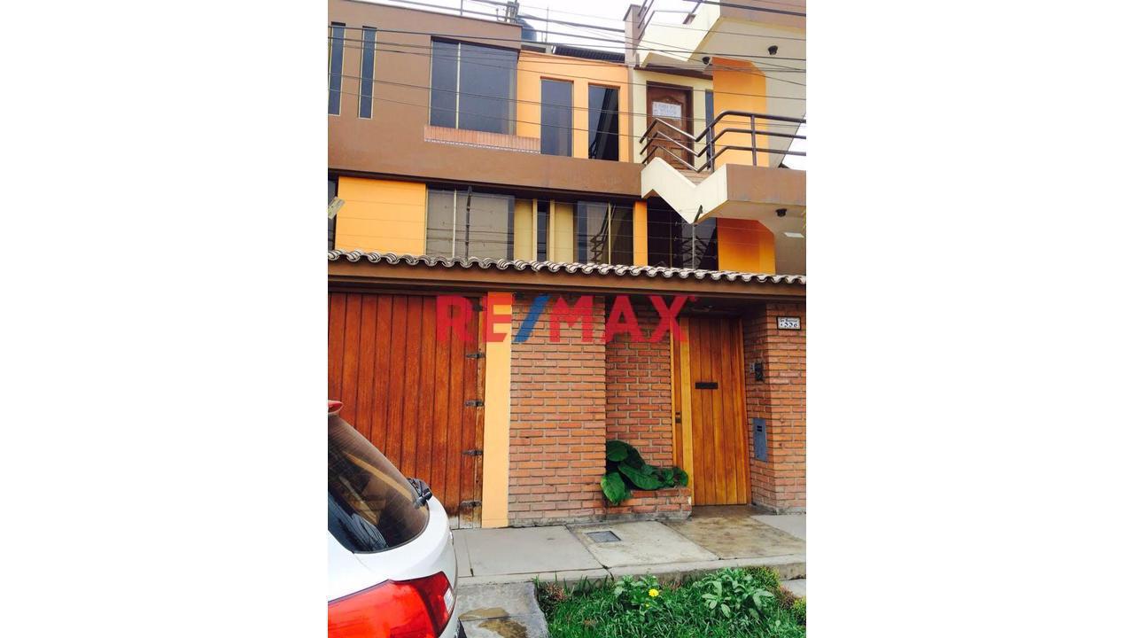 Venta De Casa En Carabayllo Urb Santa Isabel Excelente Ubicacion