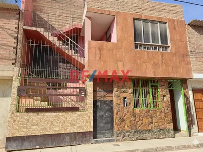 Casa En Venta Cerca Unprg Lambayeque