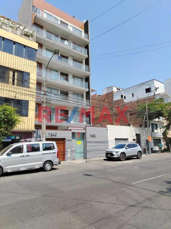 Venta de Departamento en Lince - Lima 2 Dormitorios 