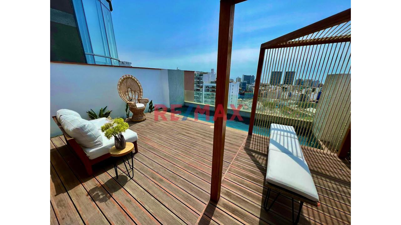 Moderno Departamento Amoblado En Miraflores 2 Dorm. + Piscina