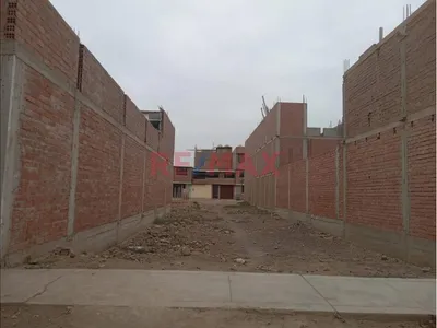 Terreno En Venta - 160 M2 - Urb. Carlos Stein Chavez