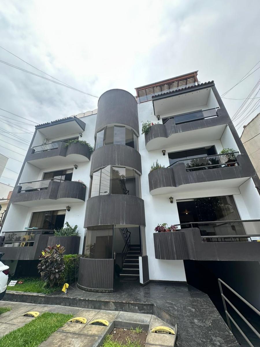 Venta de Departamento en Santiago de Surco - Lima 2 Dormitorios 