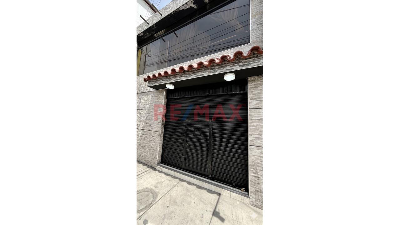 Local Comercial En Venta, Avenida Dolores
