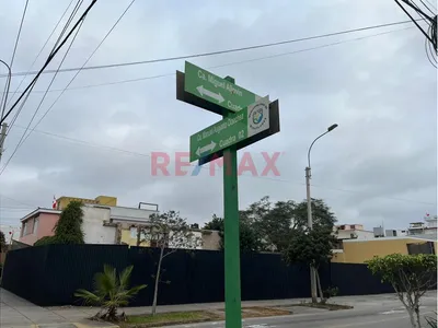 Se Vende Excelente Terreno En Miraflores, Ubicado En Esquina