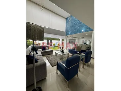 🏡 Se Alquila Linda Casa En La Planicie De Challapampa