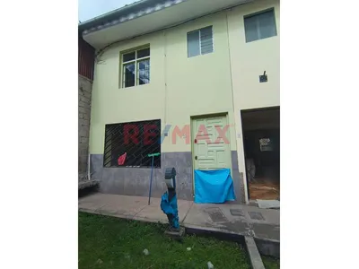 Imagina Invertir En Un Lugar Donde Todos Pasan… 🌟  🏡 Casa De 3 Pisos En Venta, Ubicación Estrategica