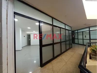 Alquiler De Oficina Para Negocios: 83 M2 304-306'