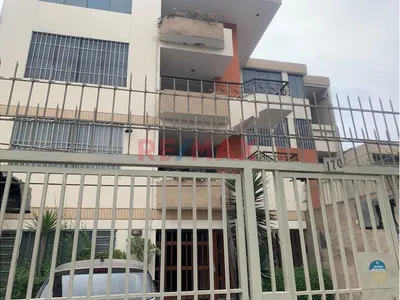 Oficina Amplia En Alquiler – San Isidro 3Er Piso