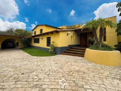 Venta de Casa en La Molina - Lima 4 Dormitorios