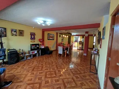 Venta de Departamento en El Agustino - Lima 3 Dormitorios 