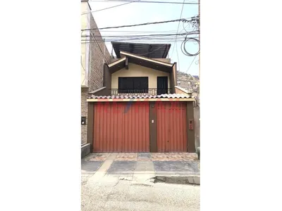 Se Vende Casa Semi Amoblada En La Urb. Santa Rosa