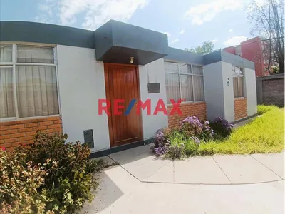 Alquilo Casa Ideal Para Oficinas O Vivienda