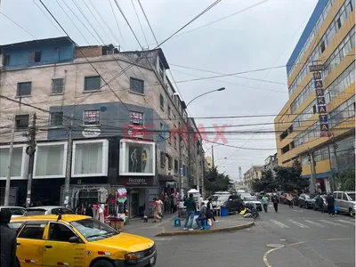 Vendo Ambiente Versatil En El Corazon De Gamarra ✨🏢