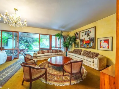 Venta de Casa en Santiago de Surco - Lima 5 Dormitorios