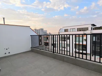 Venta de Departamento en Surquillo - Lima 4 Dormitorios